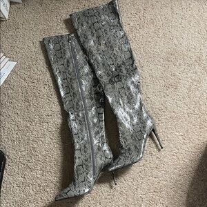 Women’s London Raf size 10 Snakeskin Pattern Above Knee Boots